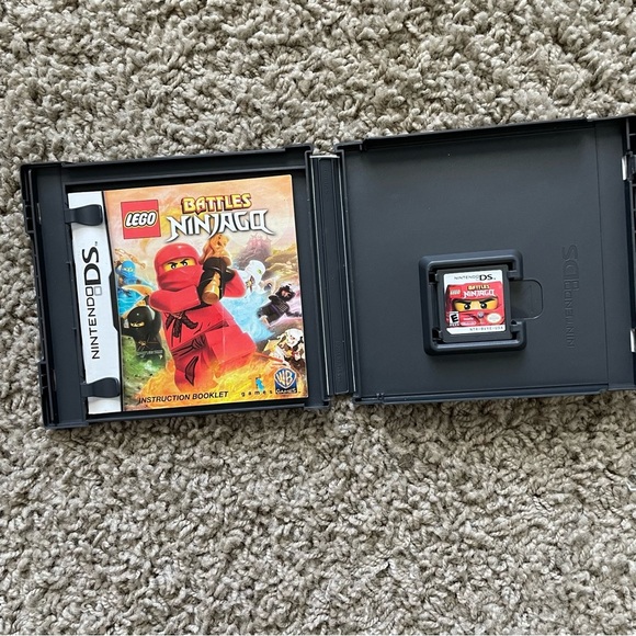 Nintendo DS LEGO Battles Ninjago video game - Picture 2 of 5